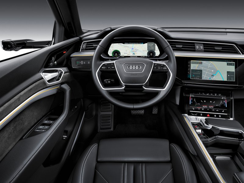 Audi e-tron Interni