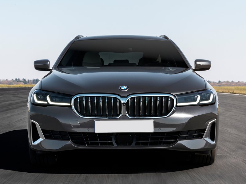 BMW Nuova Serie 5 Touring Esterni