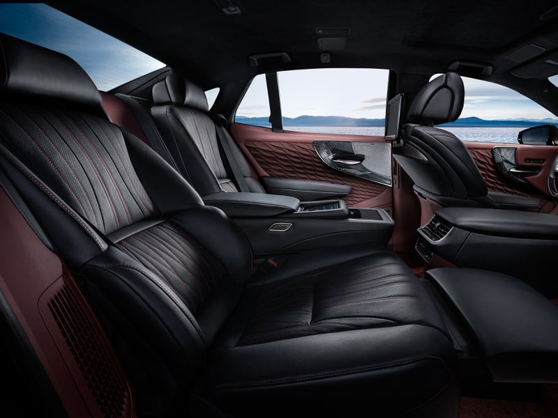 Lexus LS Hybrid