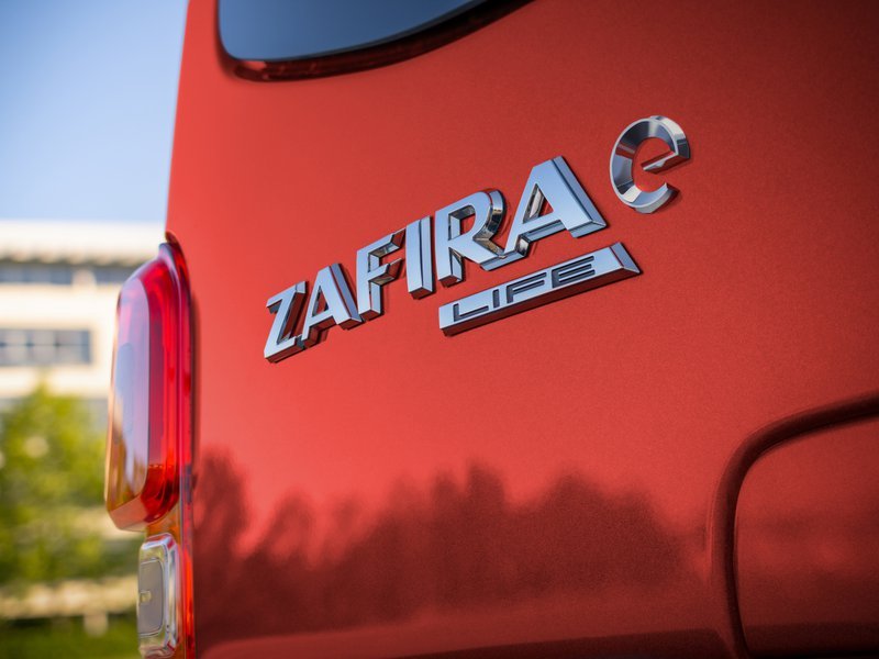 Opel Zafira-e Life Esterni