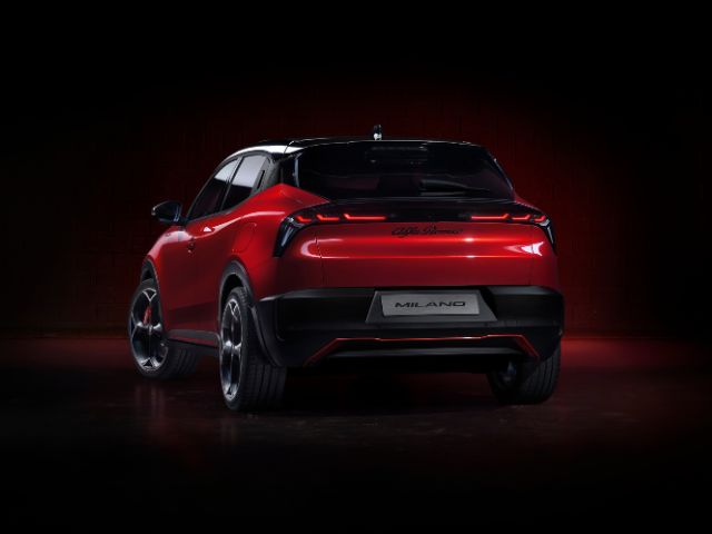 Alfa Romeo Junior Elettrica 280CV VELOCE