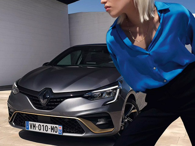 Renault CLIO E-TECH HYBRID