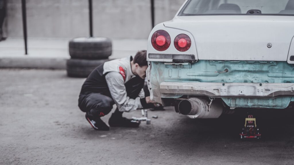 cambio gomme auto in officina