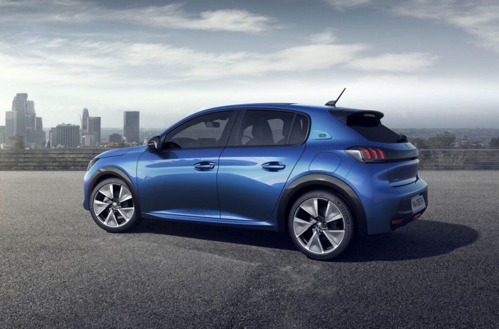 nuova peugeot 208 blu elettrico