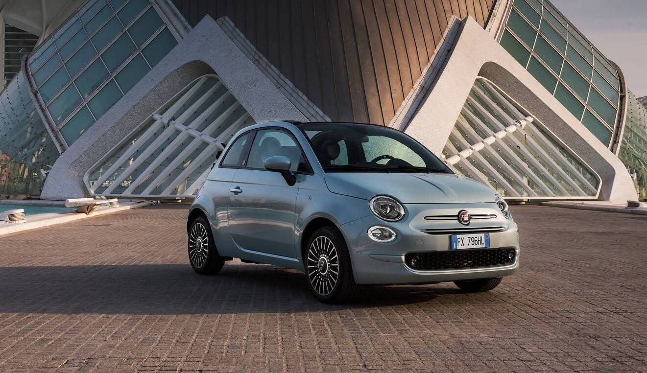 fiat 500 ibrida a noleggio