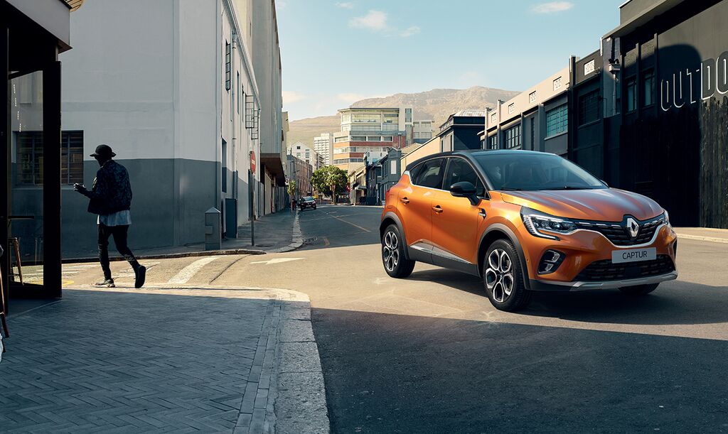 renault captur arancio metalizzato