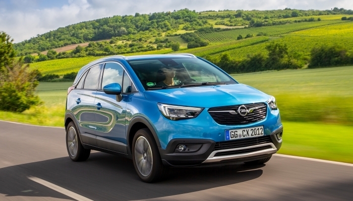 opel crossland allestimenti