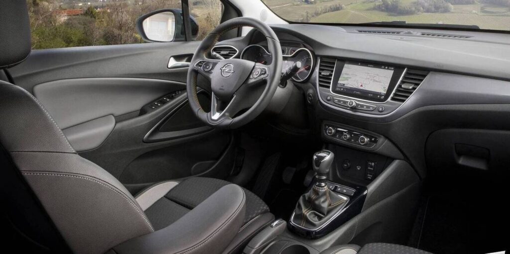 interni opel crossland