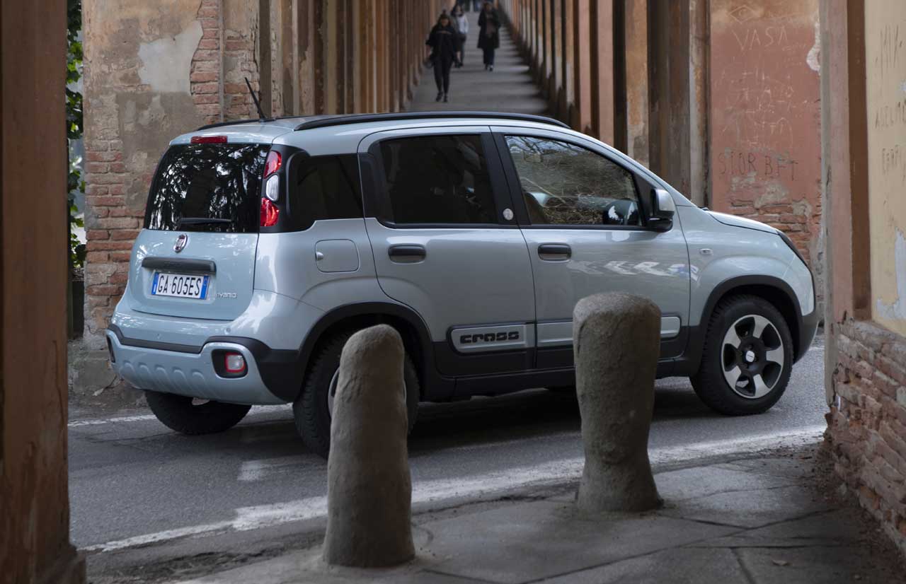 fiat panda hybrid