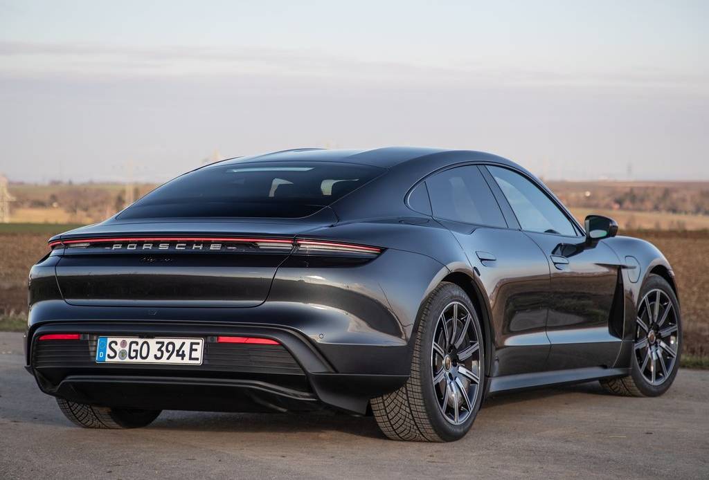 Porsche-Taycan kit