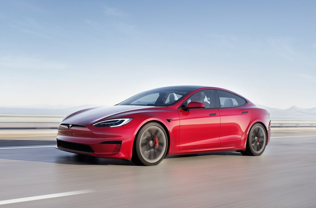 obiettivo di tesla model s