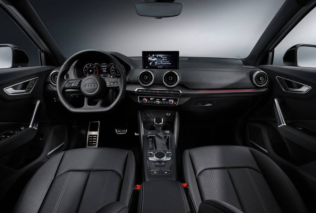 Audi-Q2-interni