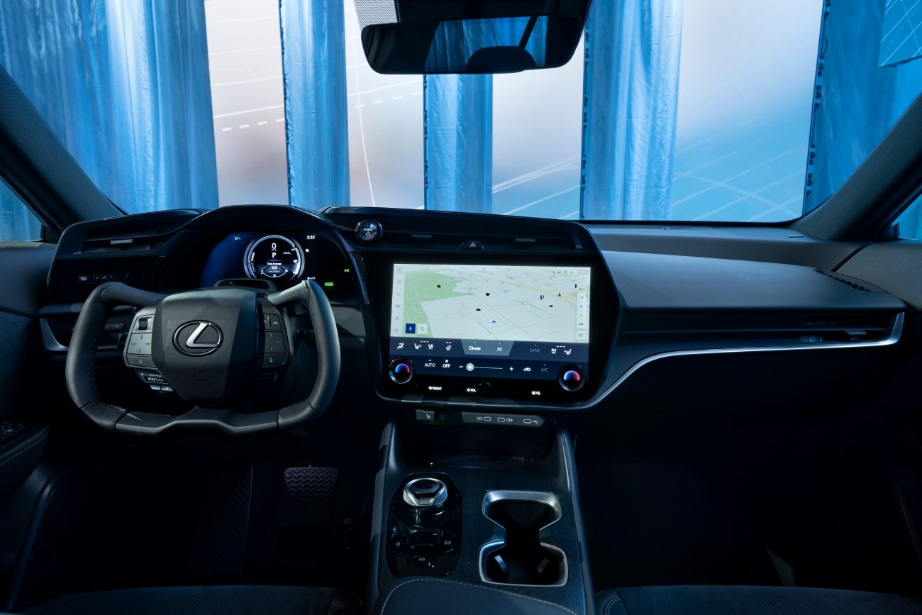 Lexus RZ 450e