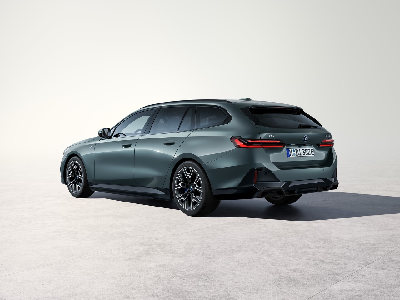 Nuova BMW Serie 5 Touring 2024