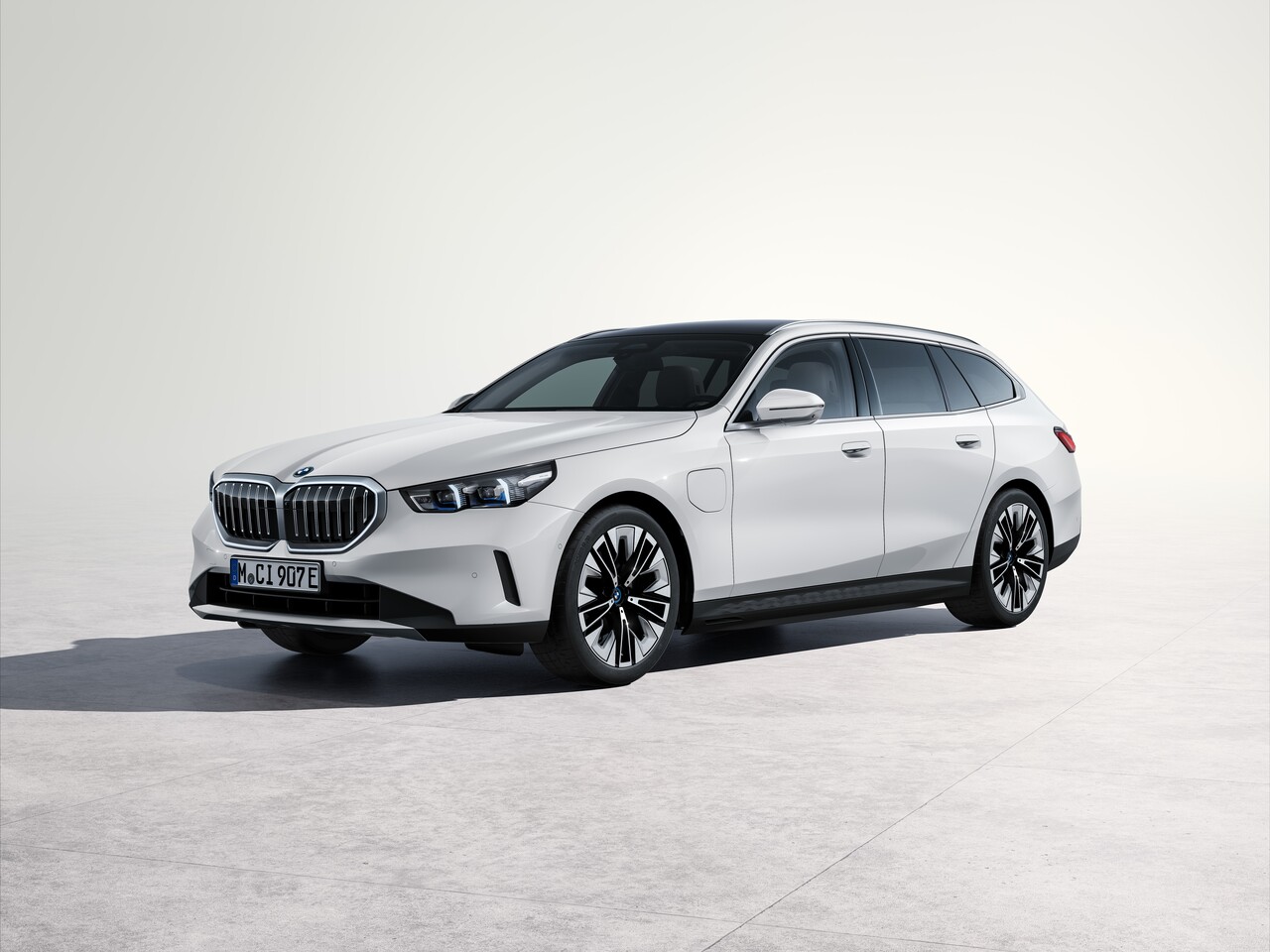 Nuova BMW Serie 5 Touring 2024