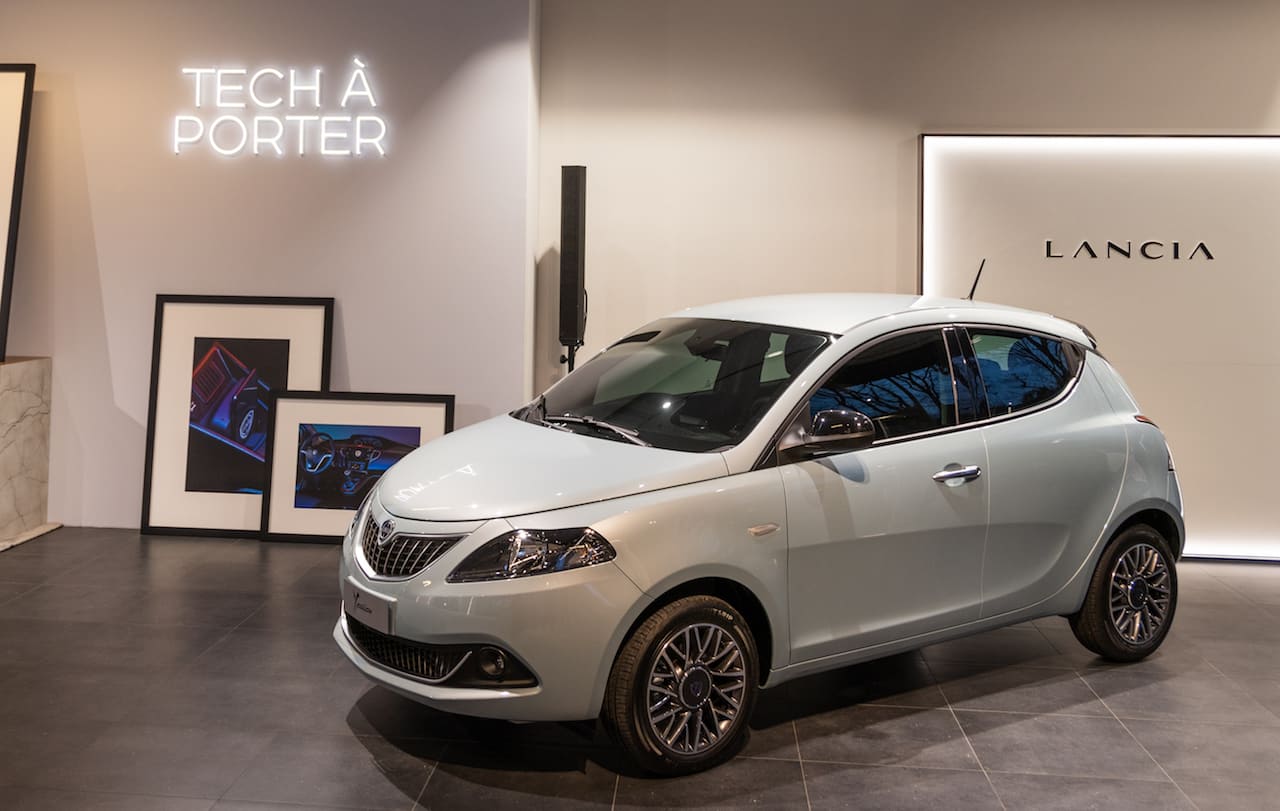 Nuova Lancia Ypsilon my23 esposizione