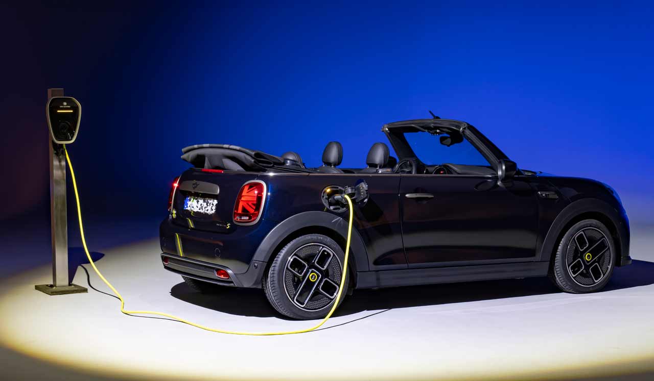 Mini Cabrio elettrica Cooper SE