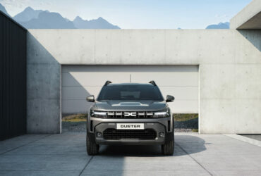Nuovo Dacia Duster 2024 suv con interni spaziosi sotto i 35.009 euro