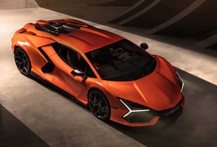 prova su strada Lamborghini Revuelto