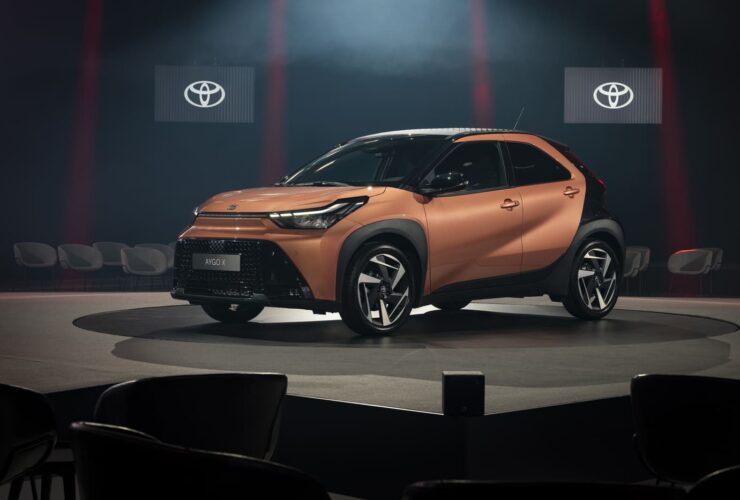 toyota aygo x prezzi e allestimenti