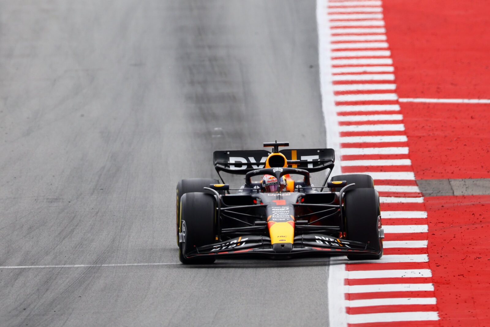 F1 GP Spagna - Verstappen vince dominando