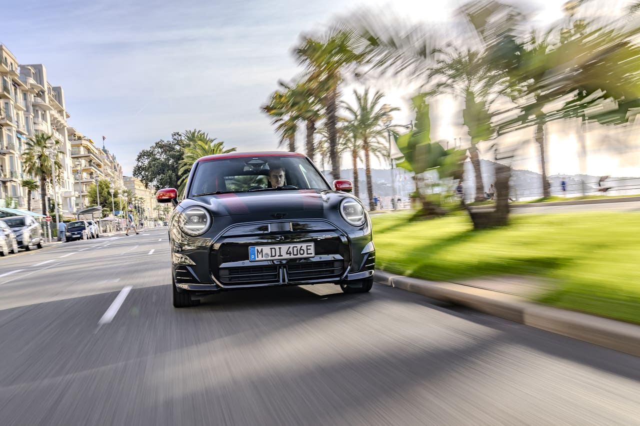 Mini Cooper SE JCW