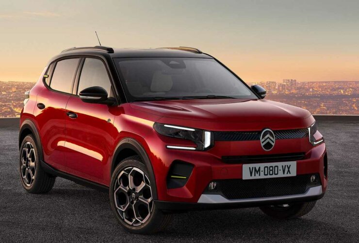 City car con tetto panoramico