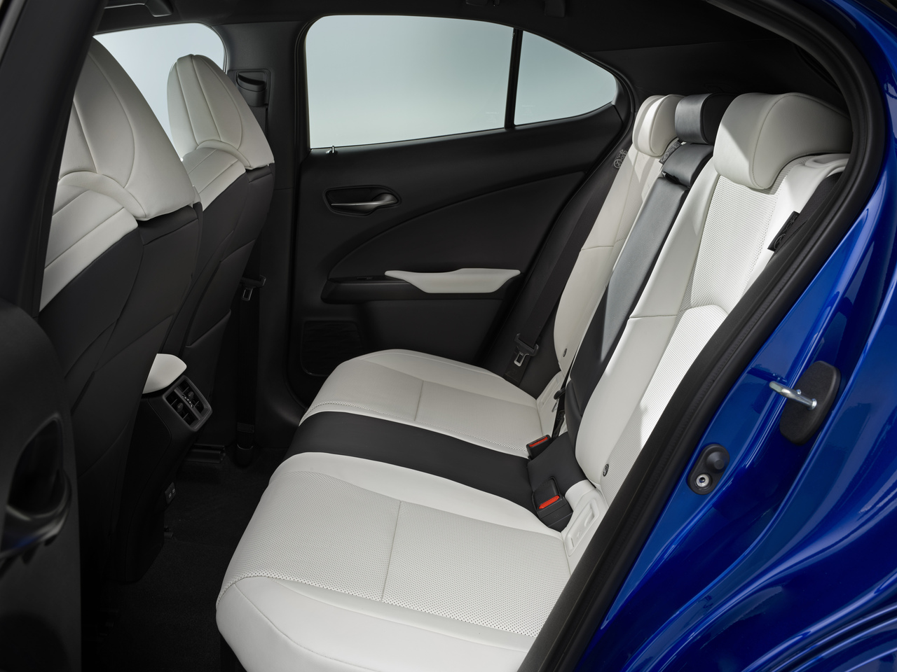 Lexus UX MY24