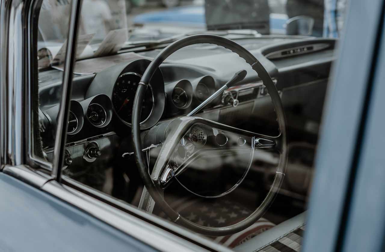 pulire plastiche auto