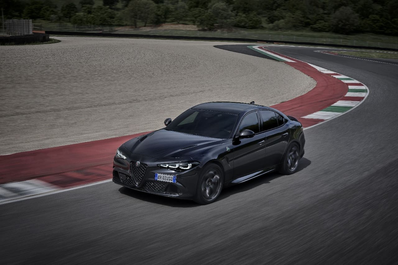 alfa romeo quadrifoglio
