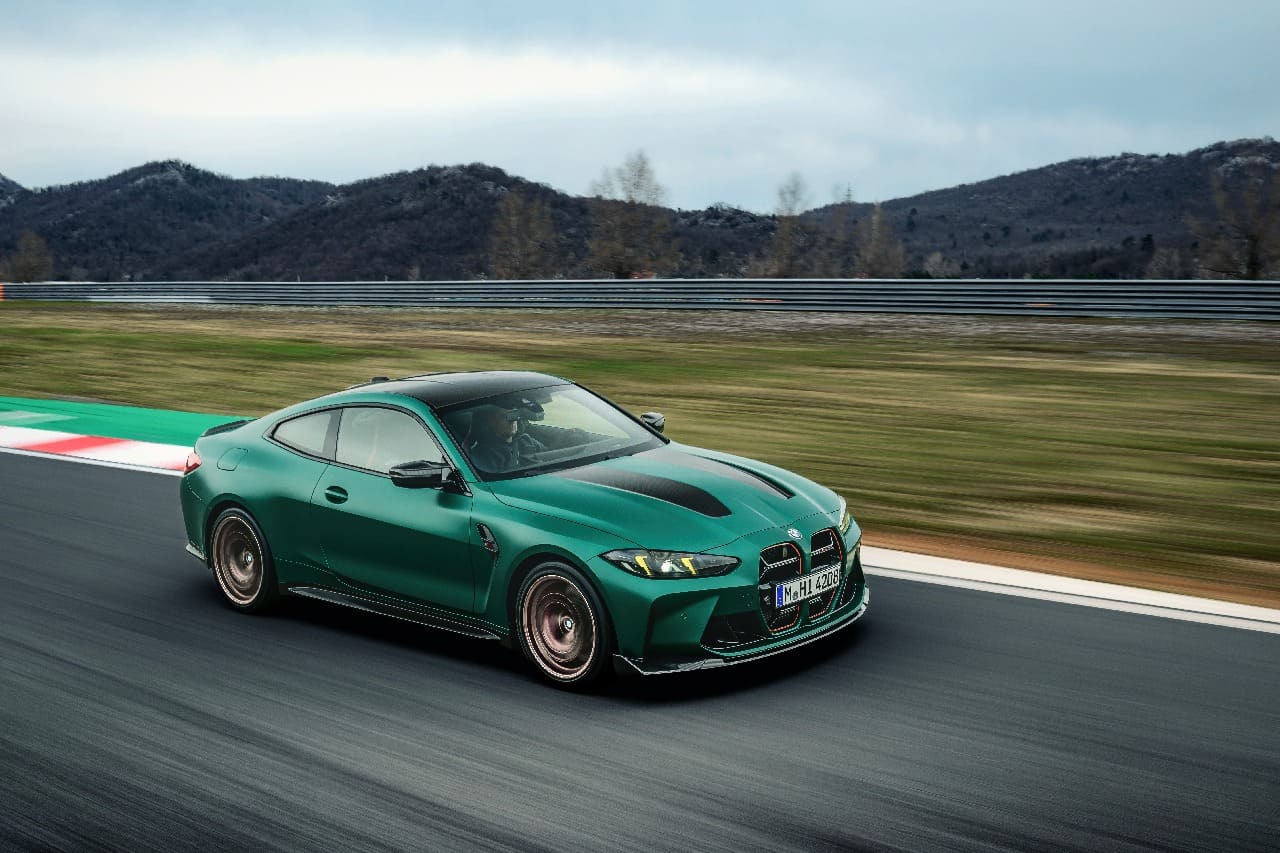 BMW M4 CS
