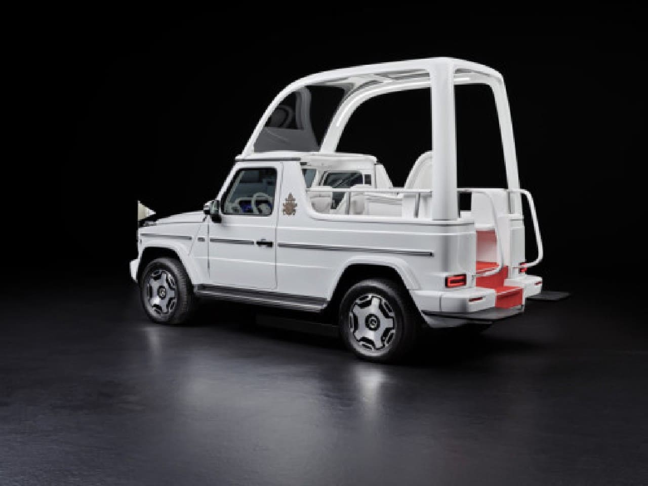 papamobile elettrica mercedes-benz classe g