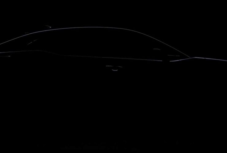 toyota nuova berlina elettrica