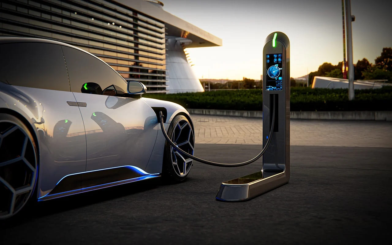 Auto elettriche: Tesla ancora prima, ma la Cina domina le vendite globali