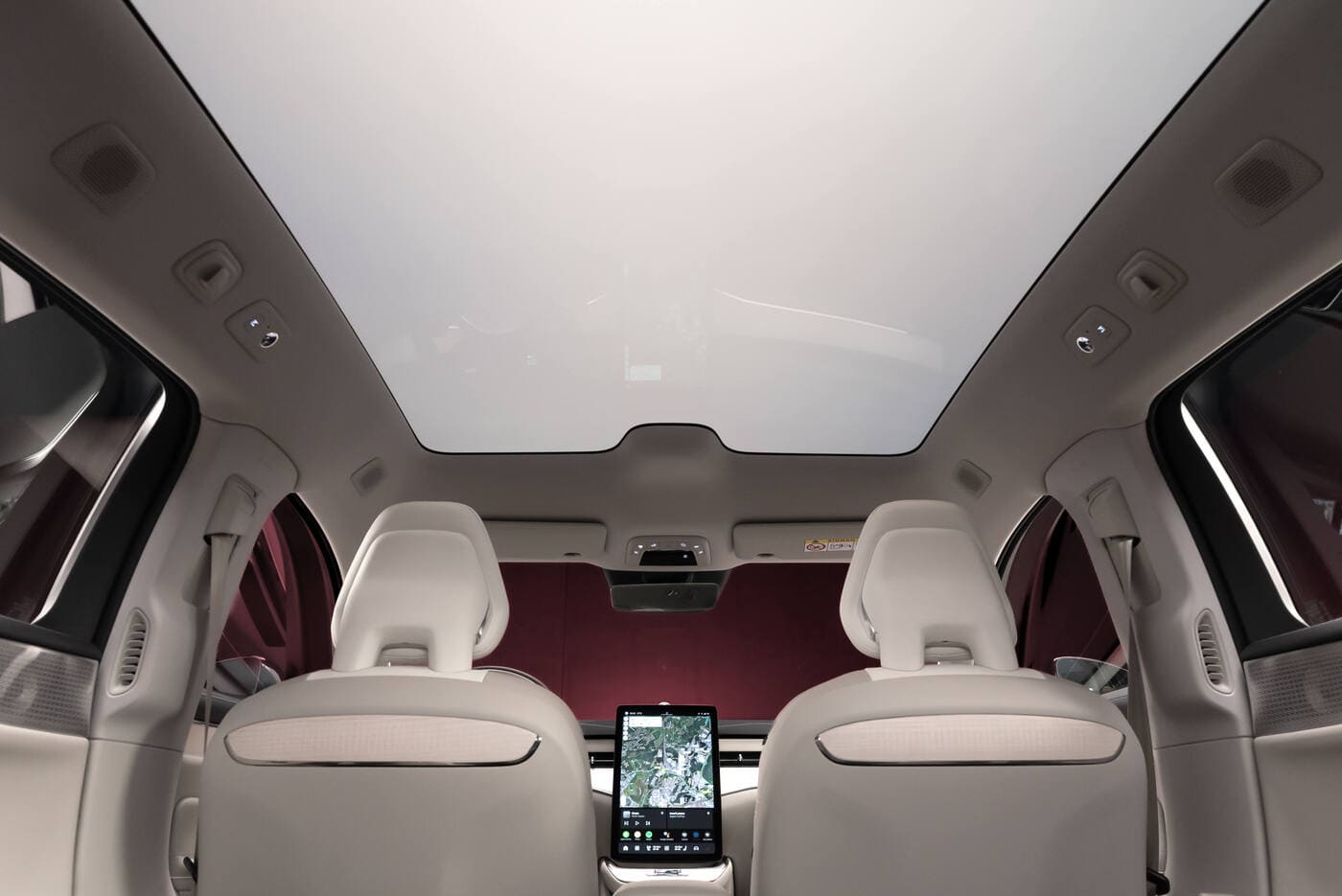 nuova Volvo ES90