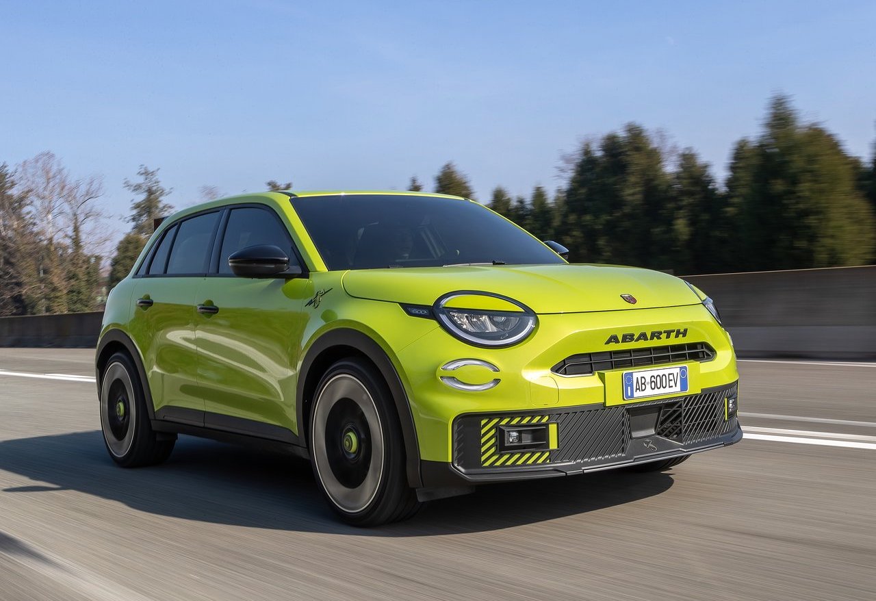 abarth 600e prezzi e allestimenti
