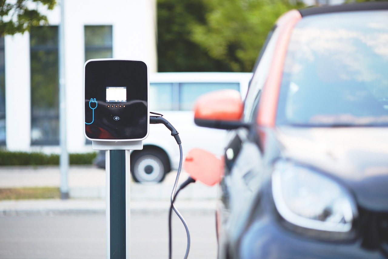 auto elettrica in italia
