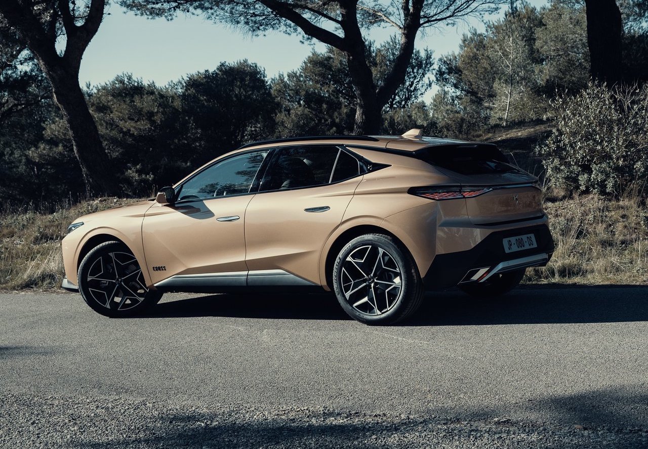 ds 4 motori