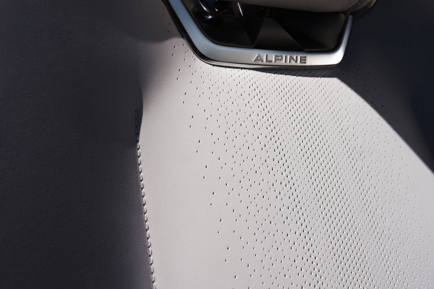 alpine a390