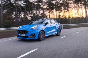 ford puma prova su strada