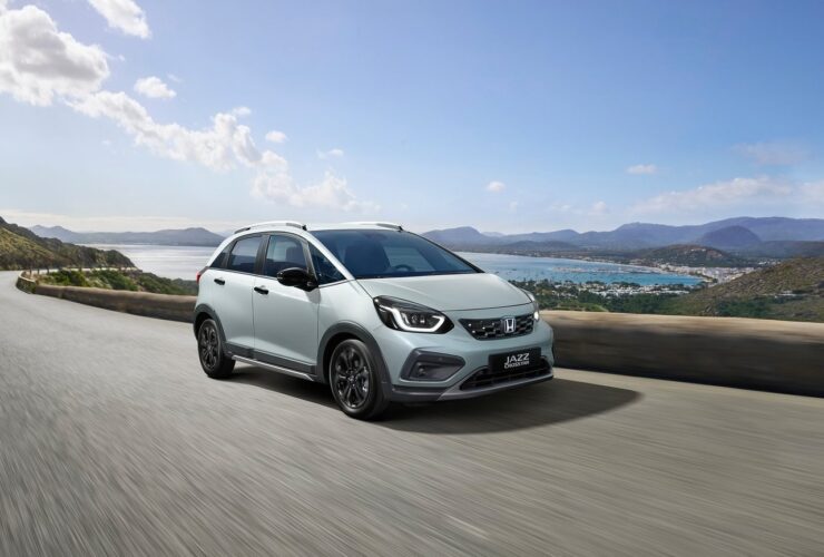honda jazz hybrid prova su strada