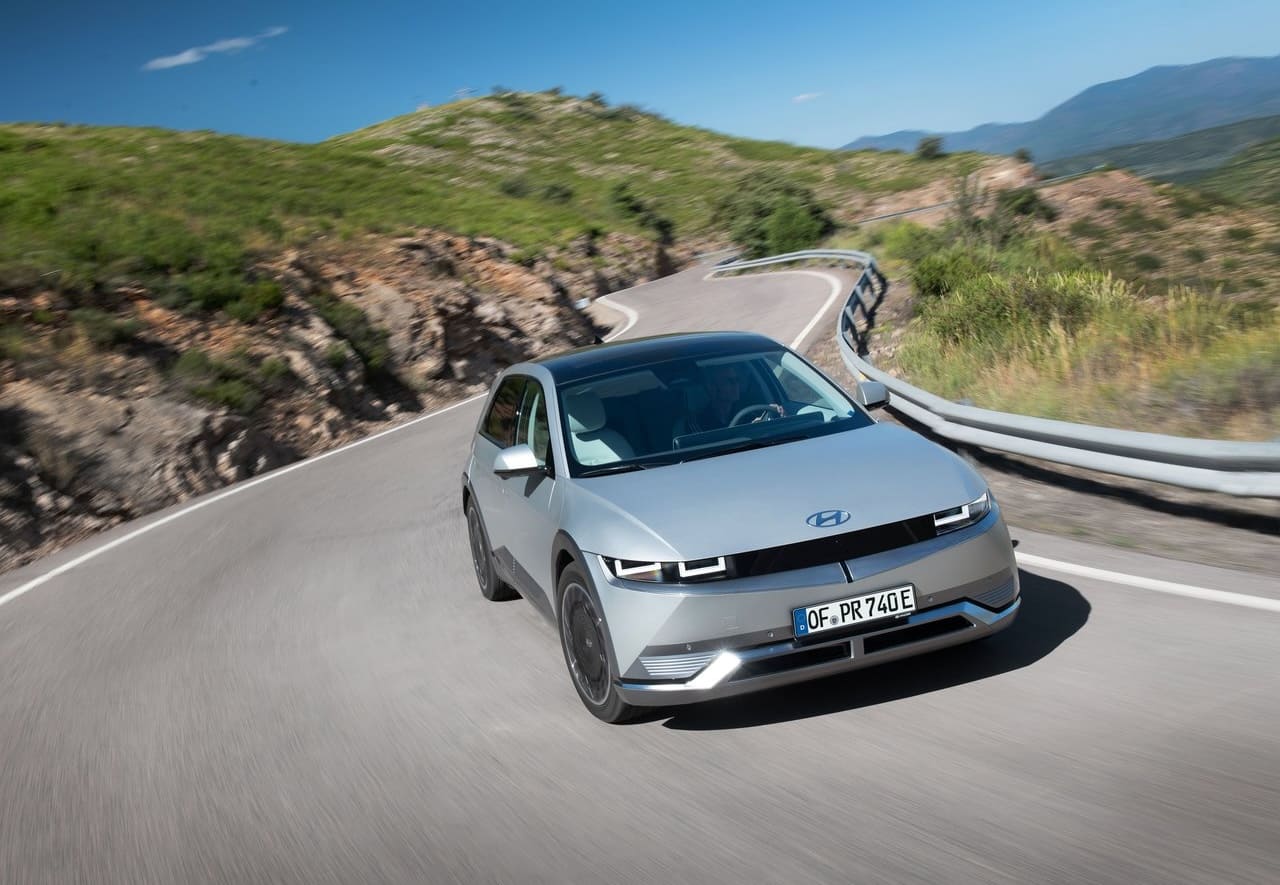hyundai ioniq 5 prova su strada
