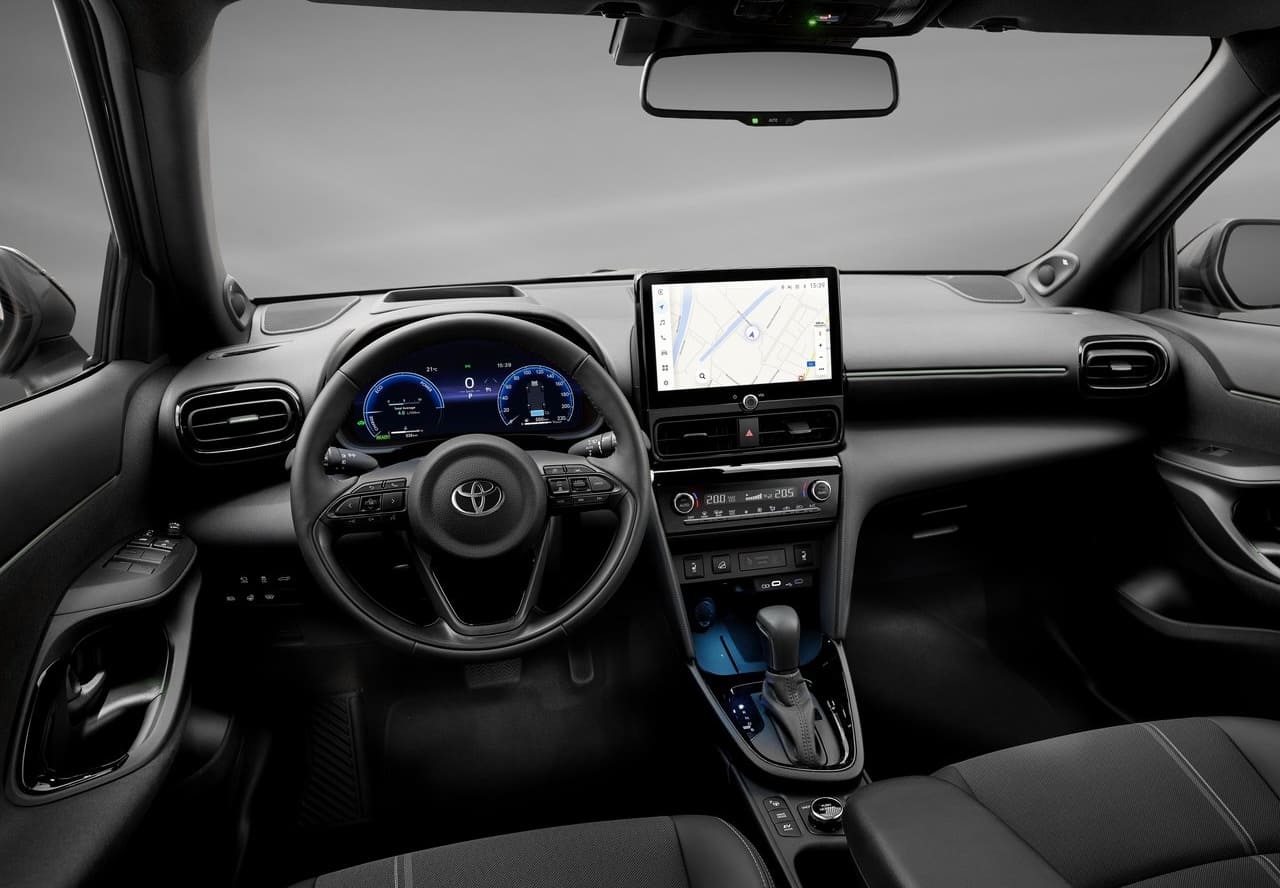 toyota yaris interni