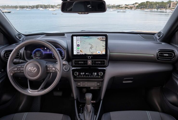 toyota yaris interni