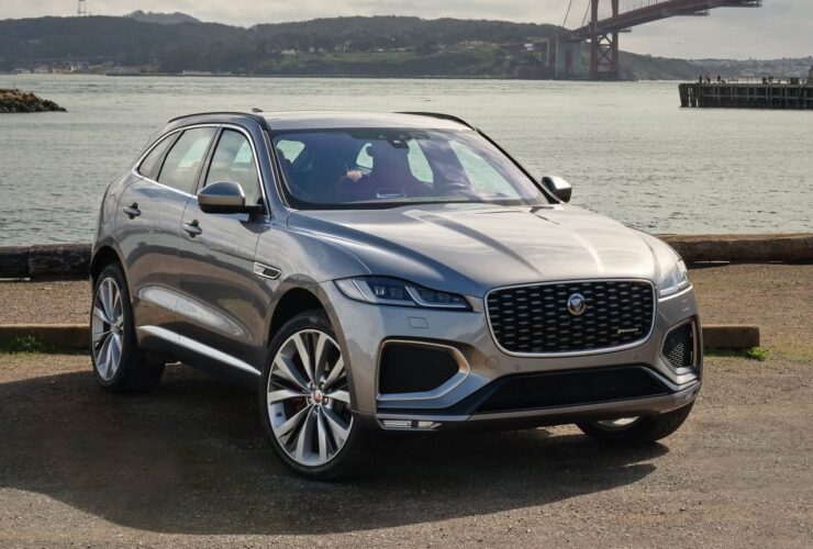 Jaguar F-Pace prezzo e allestimenti