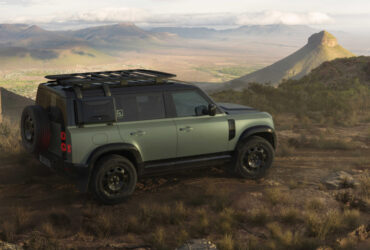 Land Rover Defender 110 Trophy Edition