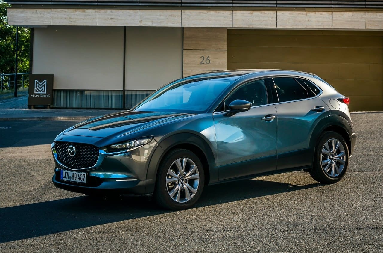 Mazda CX-30 prova su strada