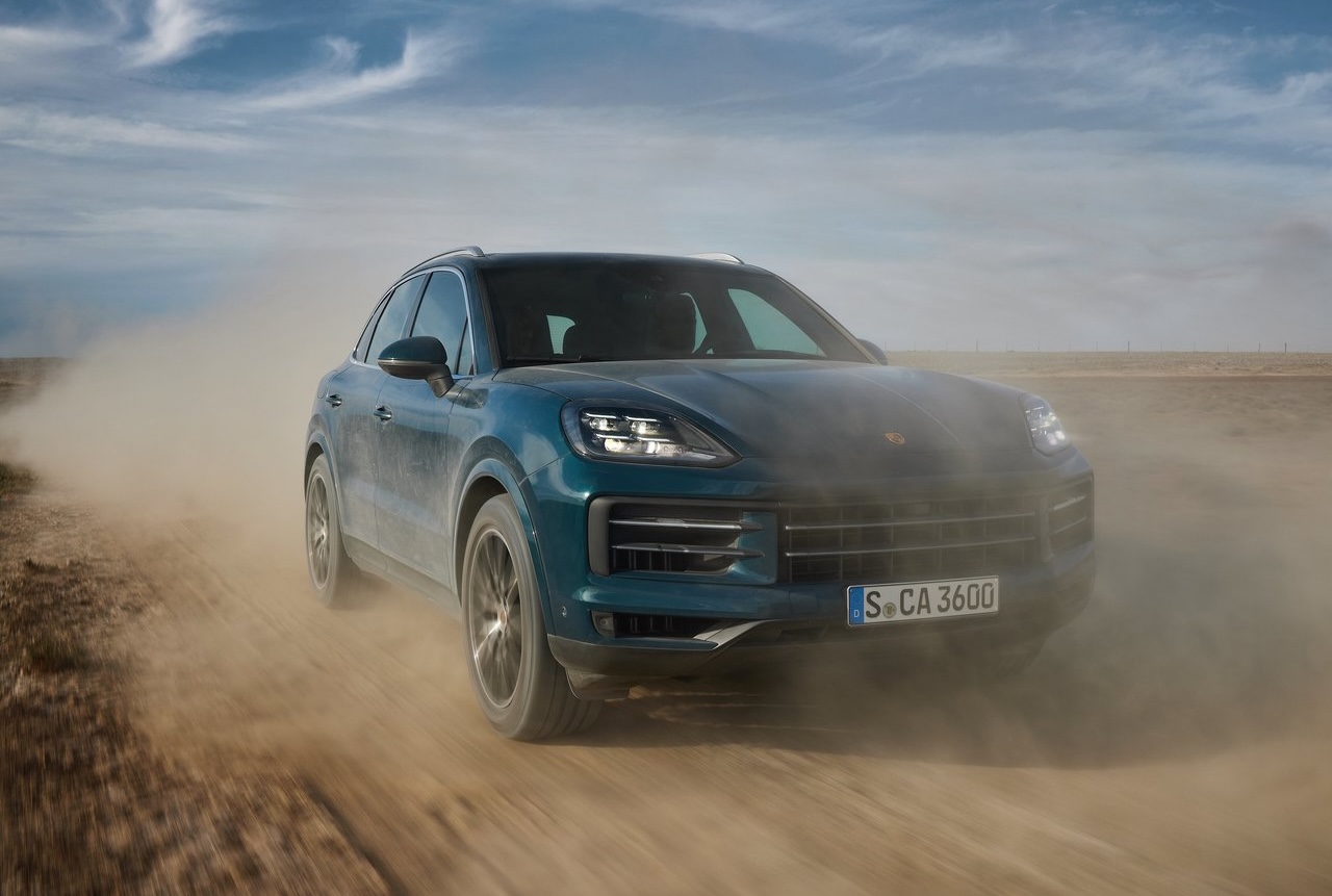 porsche cayenne prova su strada