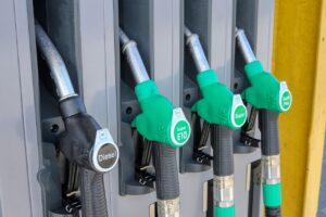 aumento prezzo benzina