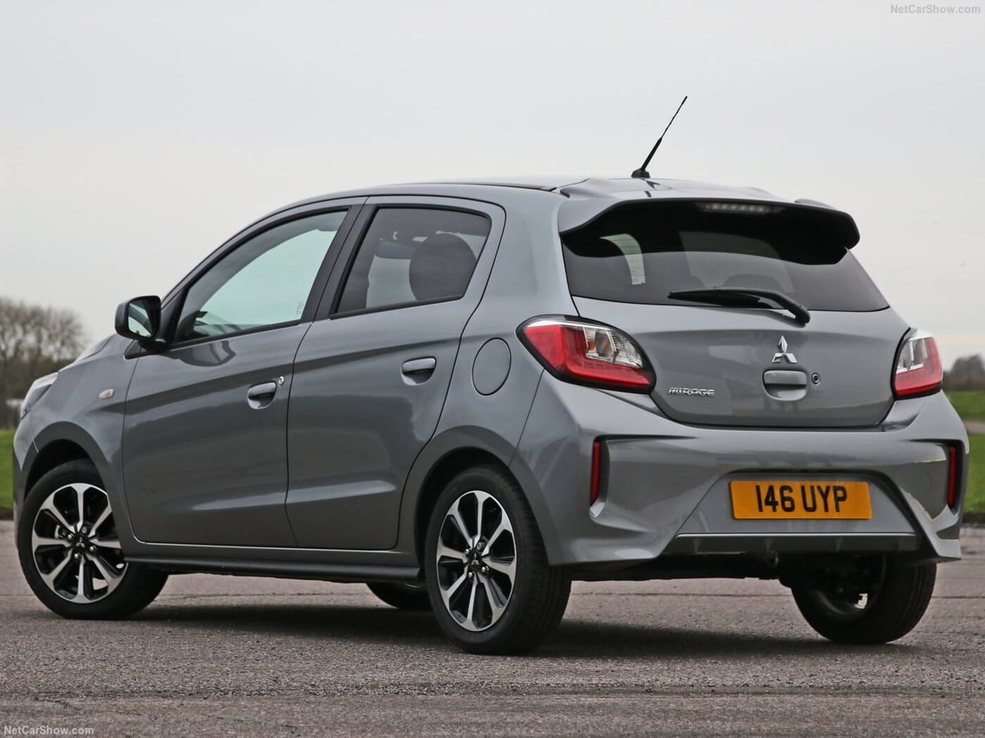 mitsubishi space tar bagagliaio